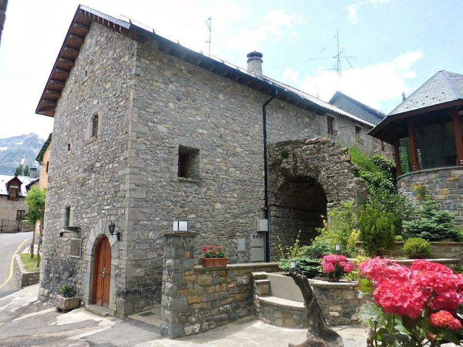 Abadia Del Pirineo Tramacastilla de Tena Exterior foto